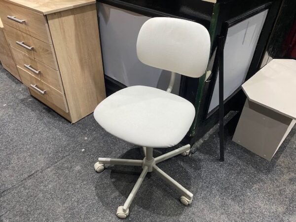 Pre-Owned - Student Chair Fabric