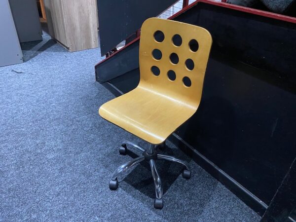 Pre-Owned - Student Chair Wood