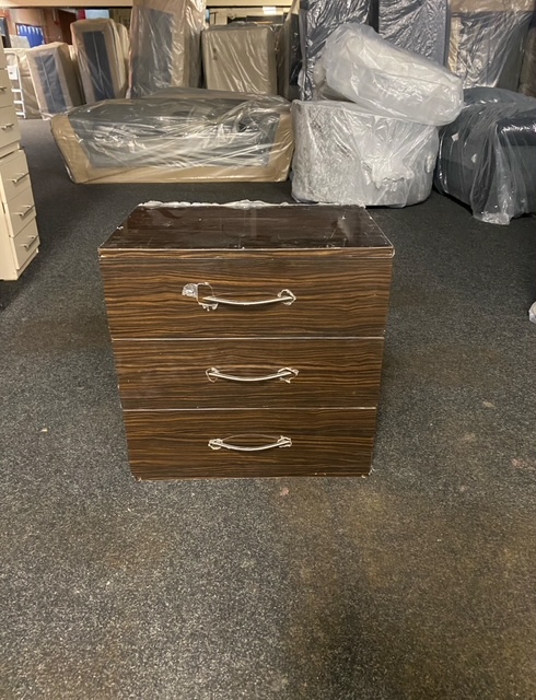 3 Drawers/Bedside Cabinet -   Mahogany Gloss Bow Handle Rigid (Clearance)